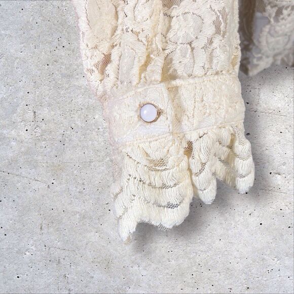 Pretty Garden Embroidered Lace Top Wms Medium Cream Button Romantic Cottagecore - Picture 8 of 12